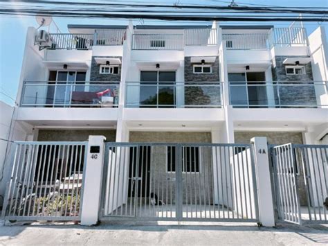The Elegant Townhouse Unit for Sale in Moonwalk Village, Las .